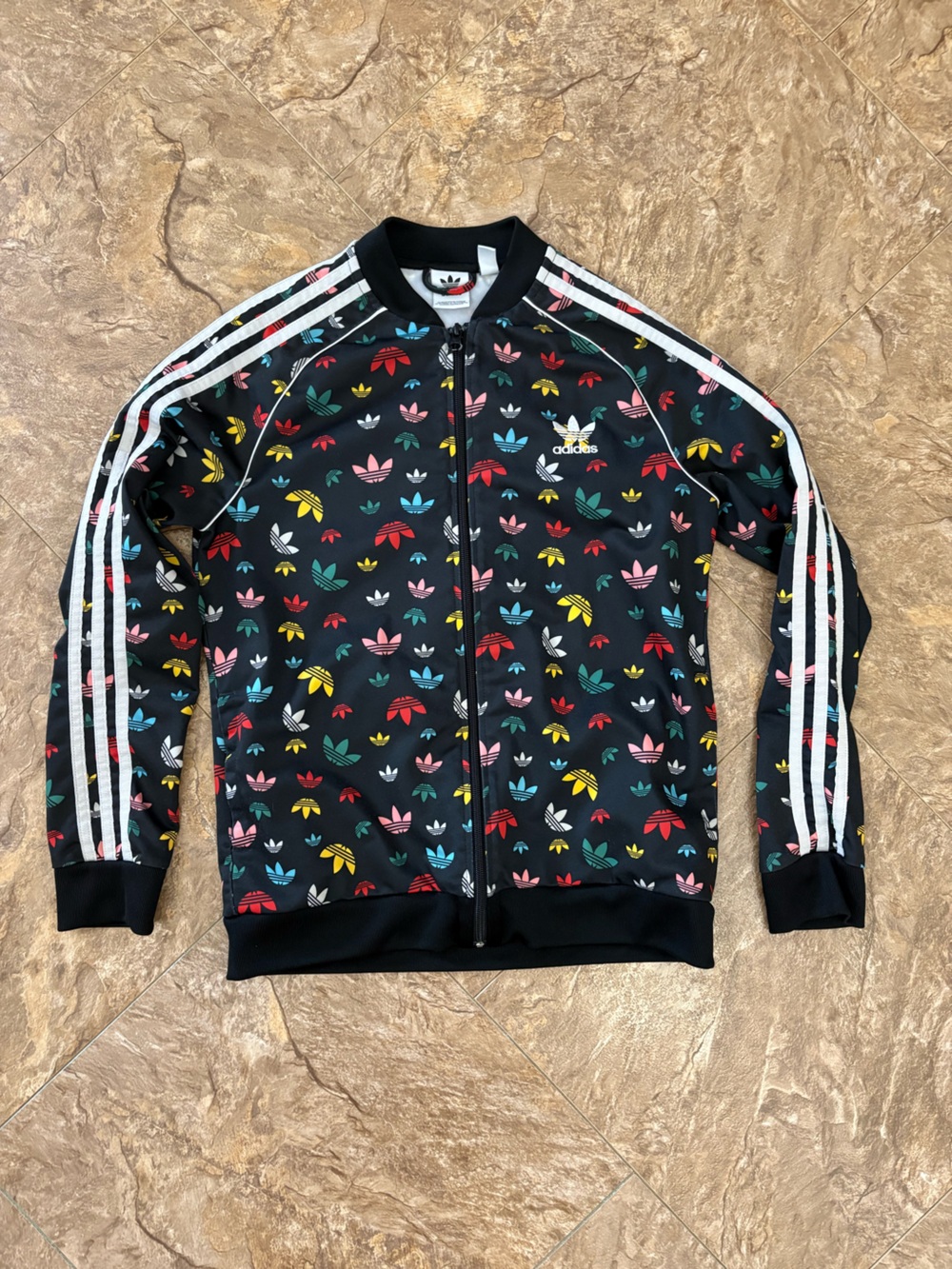 XL adidas Kids Jacket